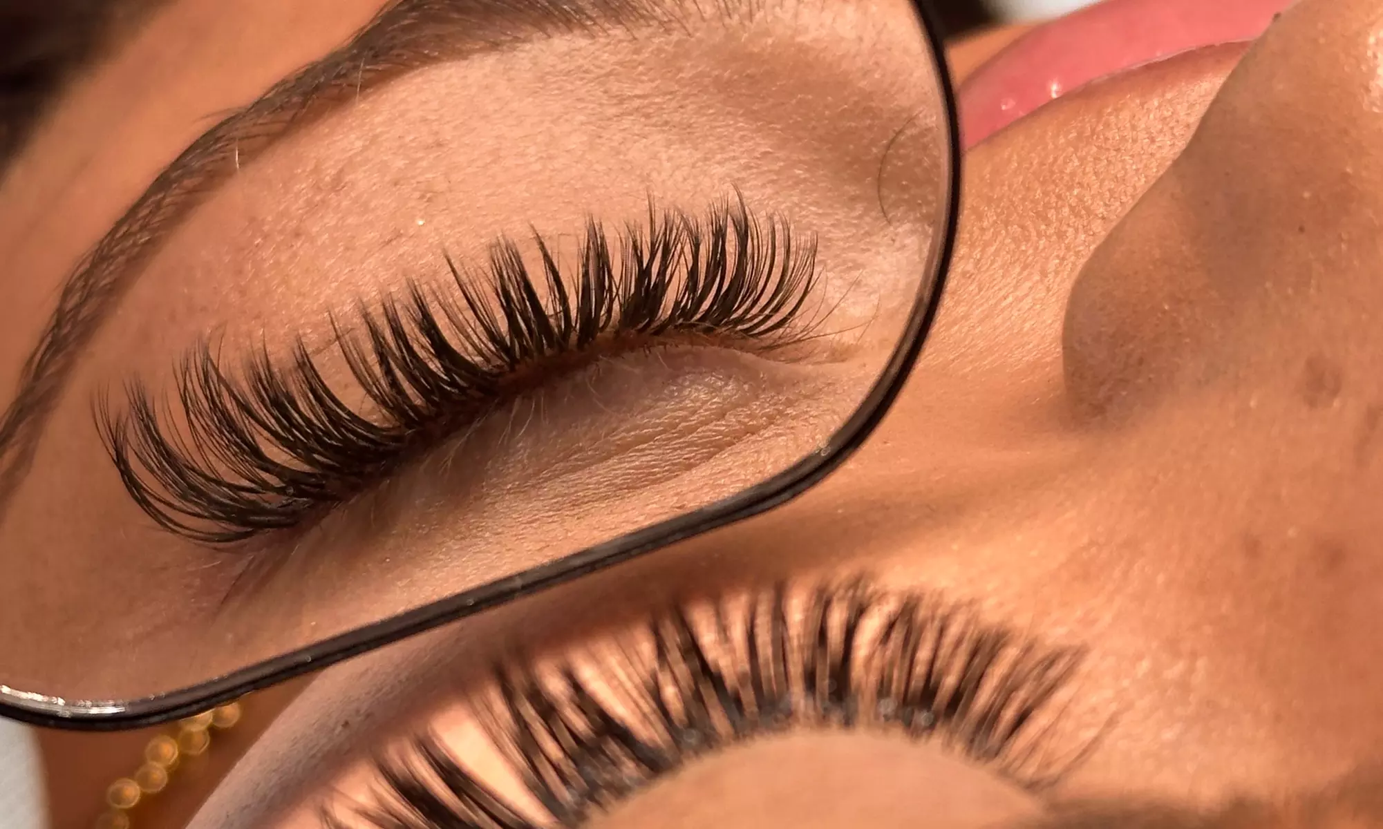 Classic, Hybrid, Volume, Mega Volume Eyelashes for a Natural Look