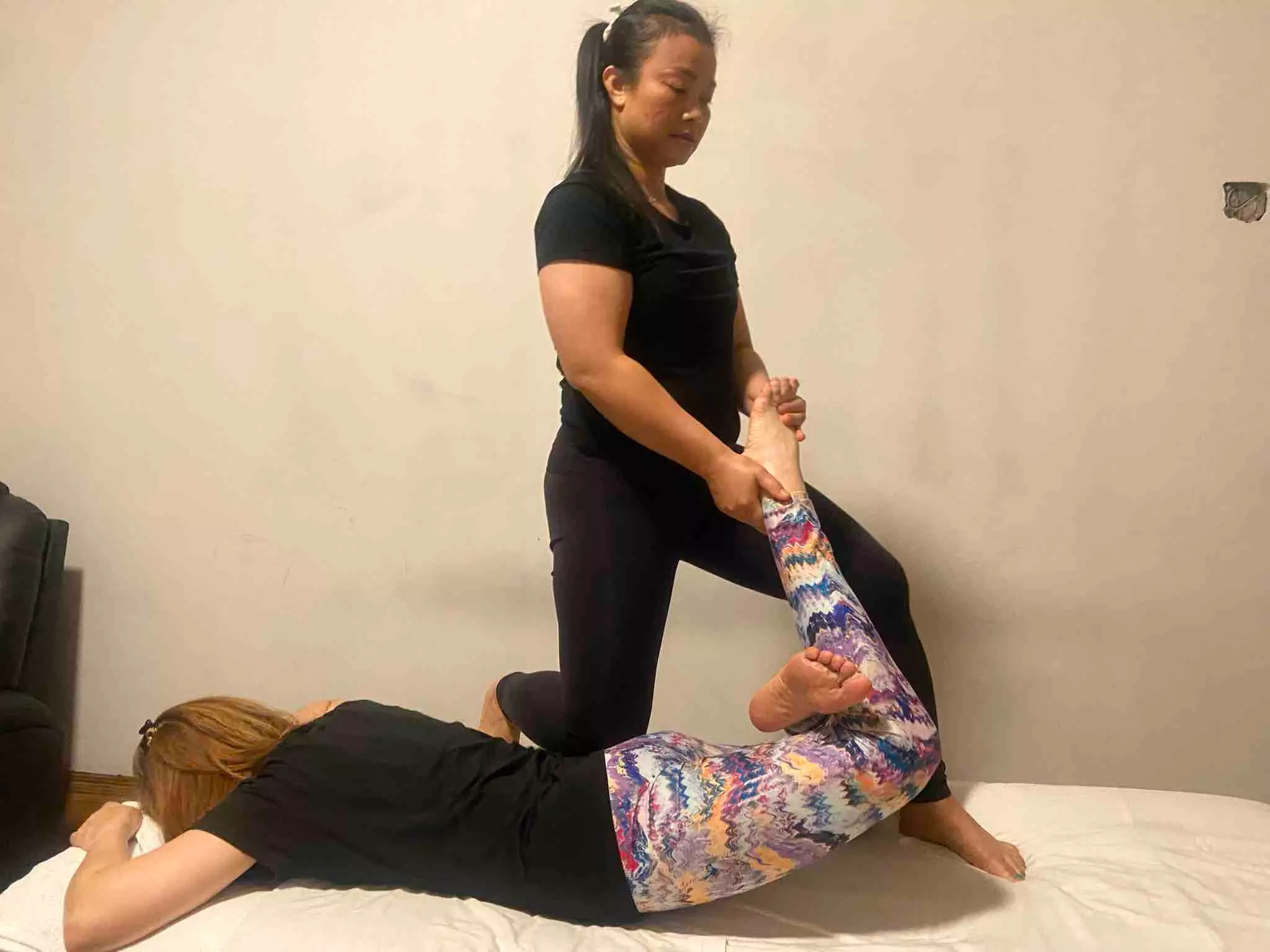 Soothe Muscle Tension and Ease Stress: 60-Minute Thai Combination Massage at Prasong Thai Spa - Primary Image