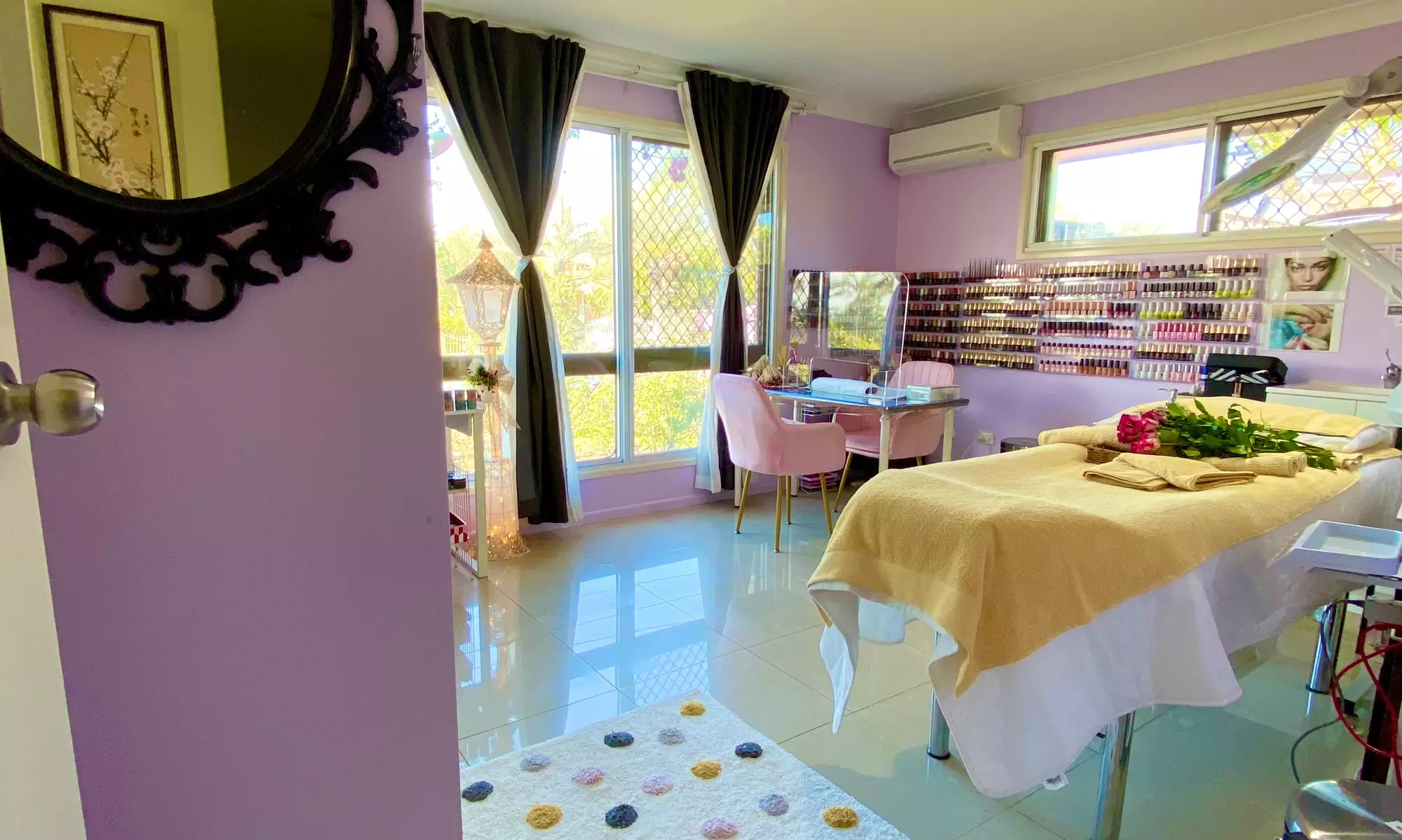 Up to 59% Off on Eyelash Extensions at Flourish Beauty