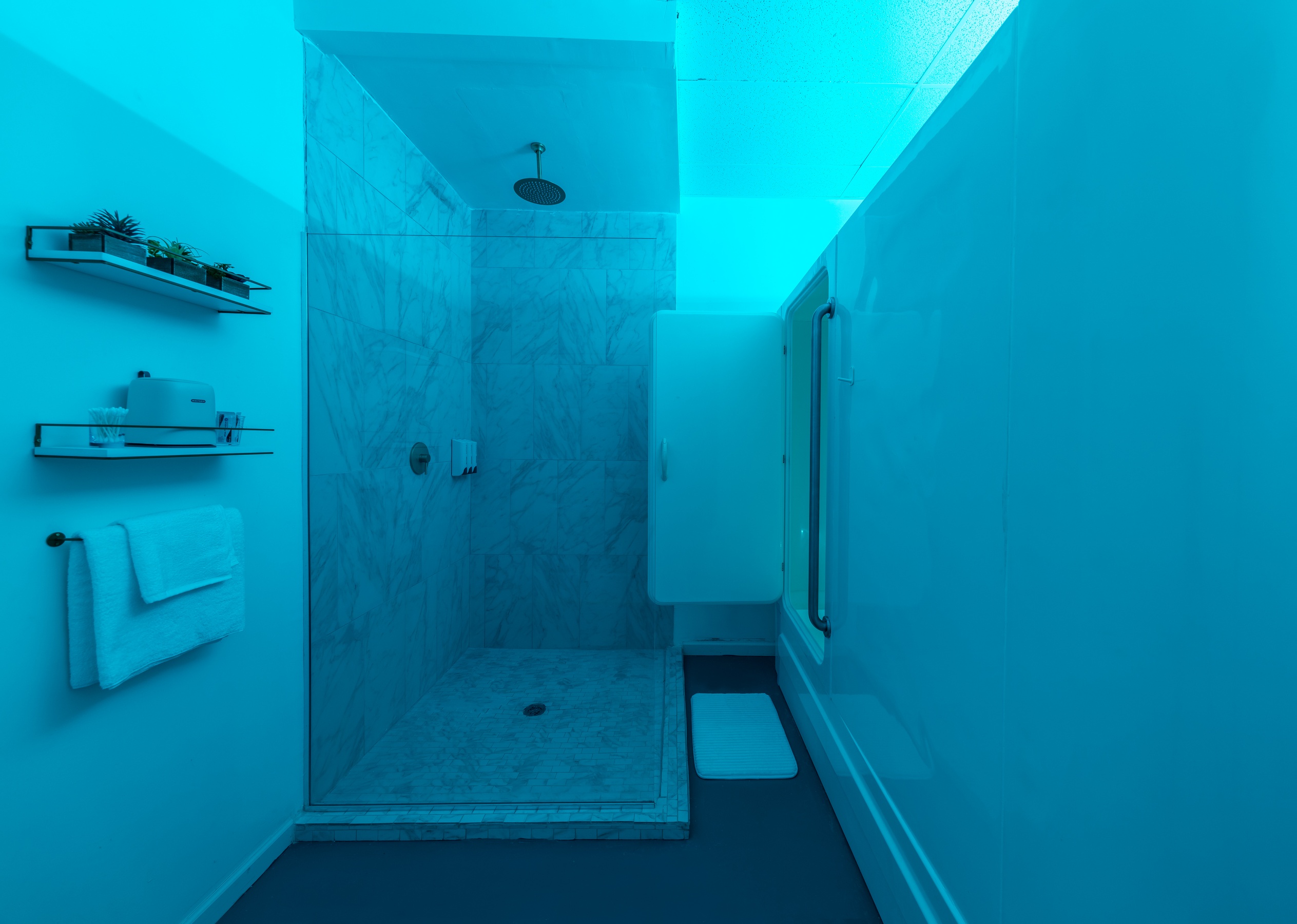 Buy One Get One 90 Minute Float Free! Plus Two 20 Min Massage Chair