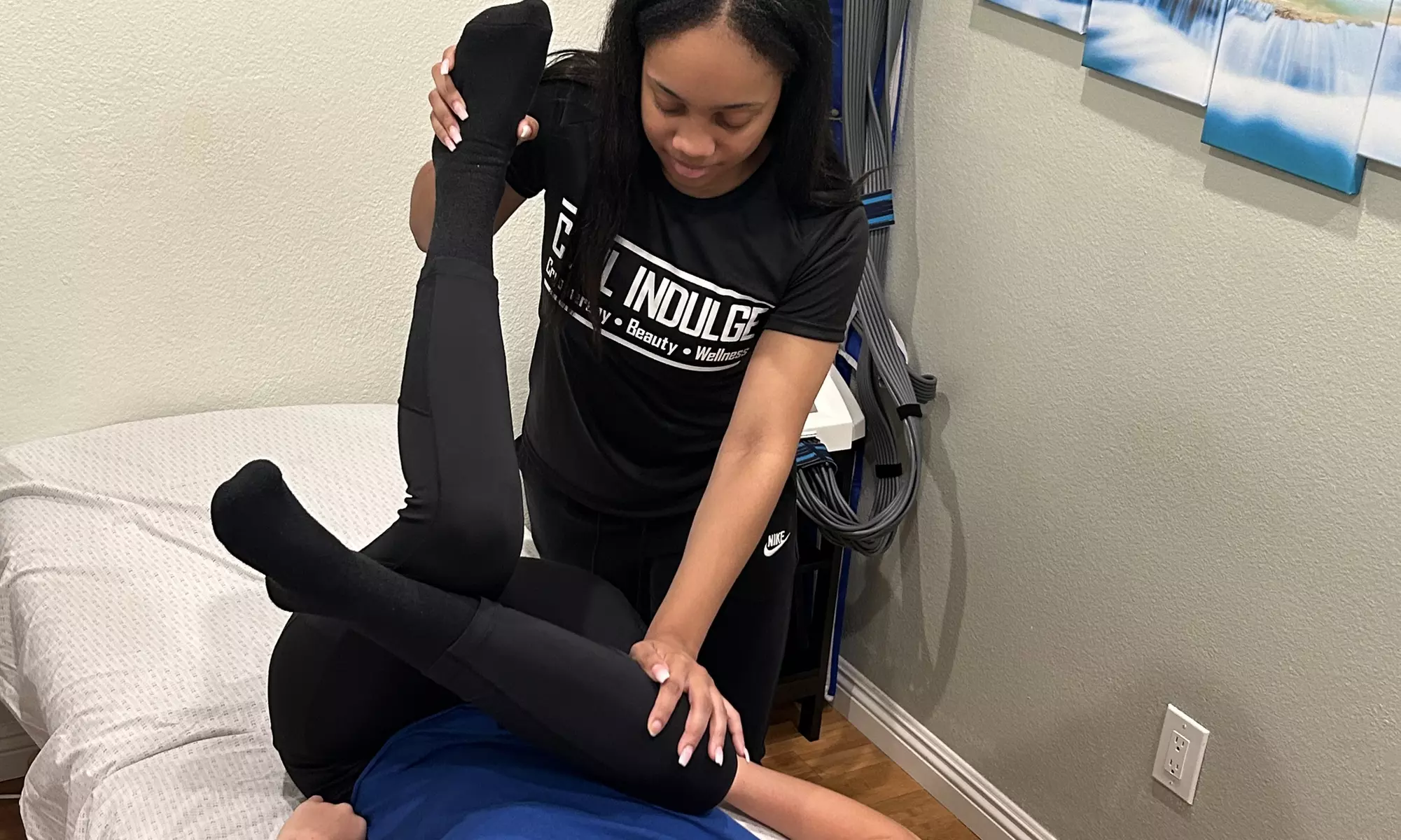 Cool Indulge offers stretch therapy sessions of 40 or 70 minutes, enhancing mobility and relaxation up to 35% - Primary Image