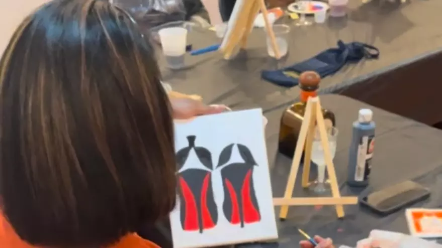 Join a Paint Nite Class for a Creative Escape!