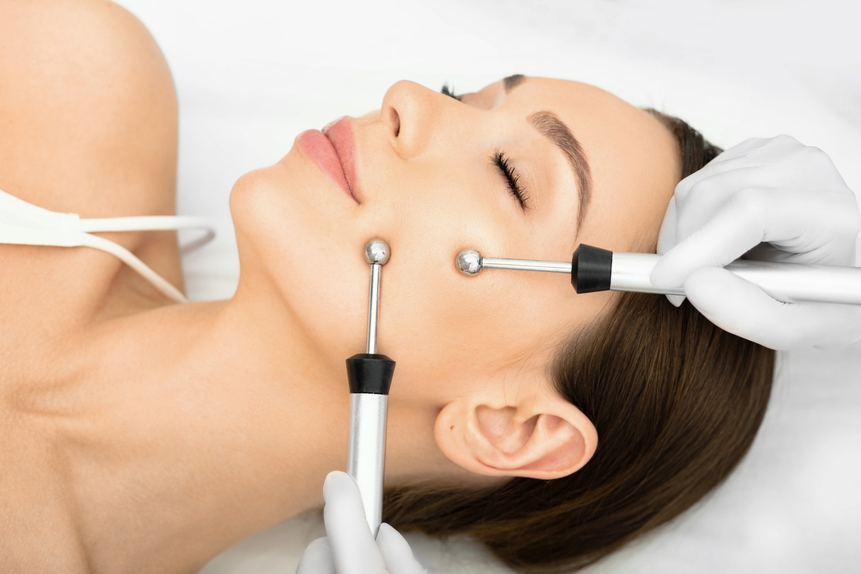 Up to 50% Off on Facial - Microcurrent at Black Market Beauty