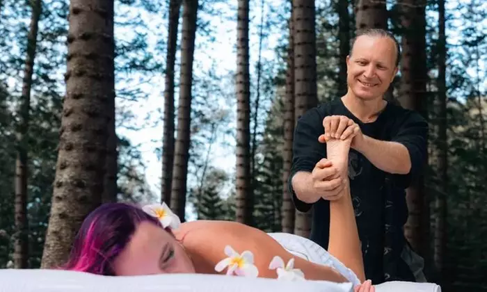 Up to 37% Off on Deep Tissue Massage at Honolulu therapy 4 you