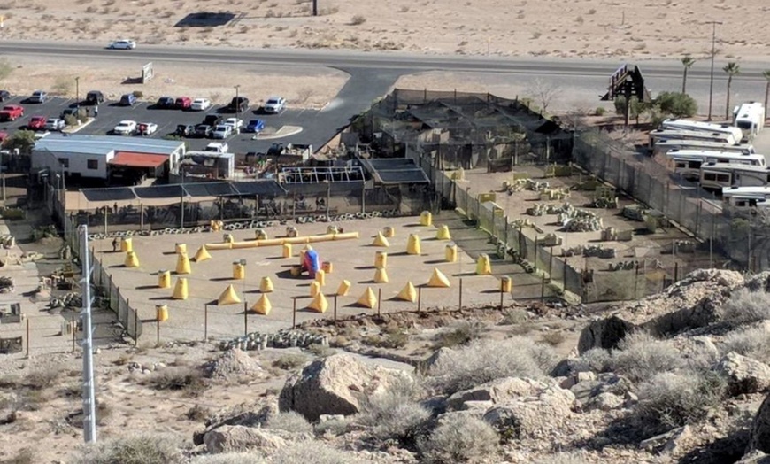 Image 7: Exciting Eight Player Gel Blaster Party Package for a Day of Fun