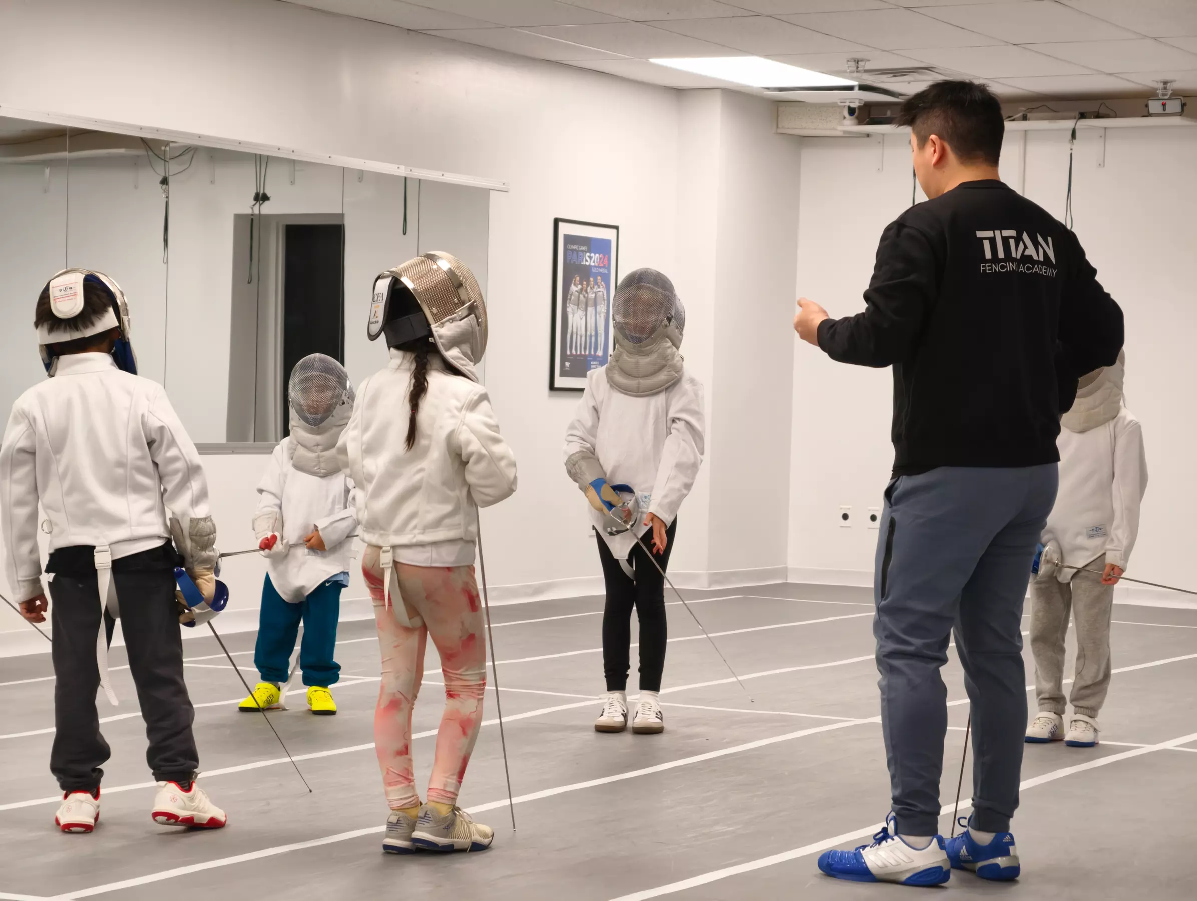 Learn the Sport of Olympic Fencing with Introductory Classes