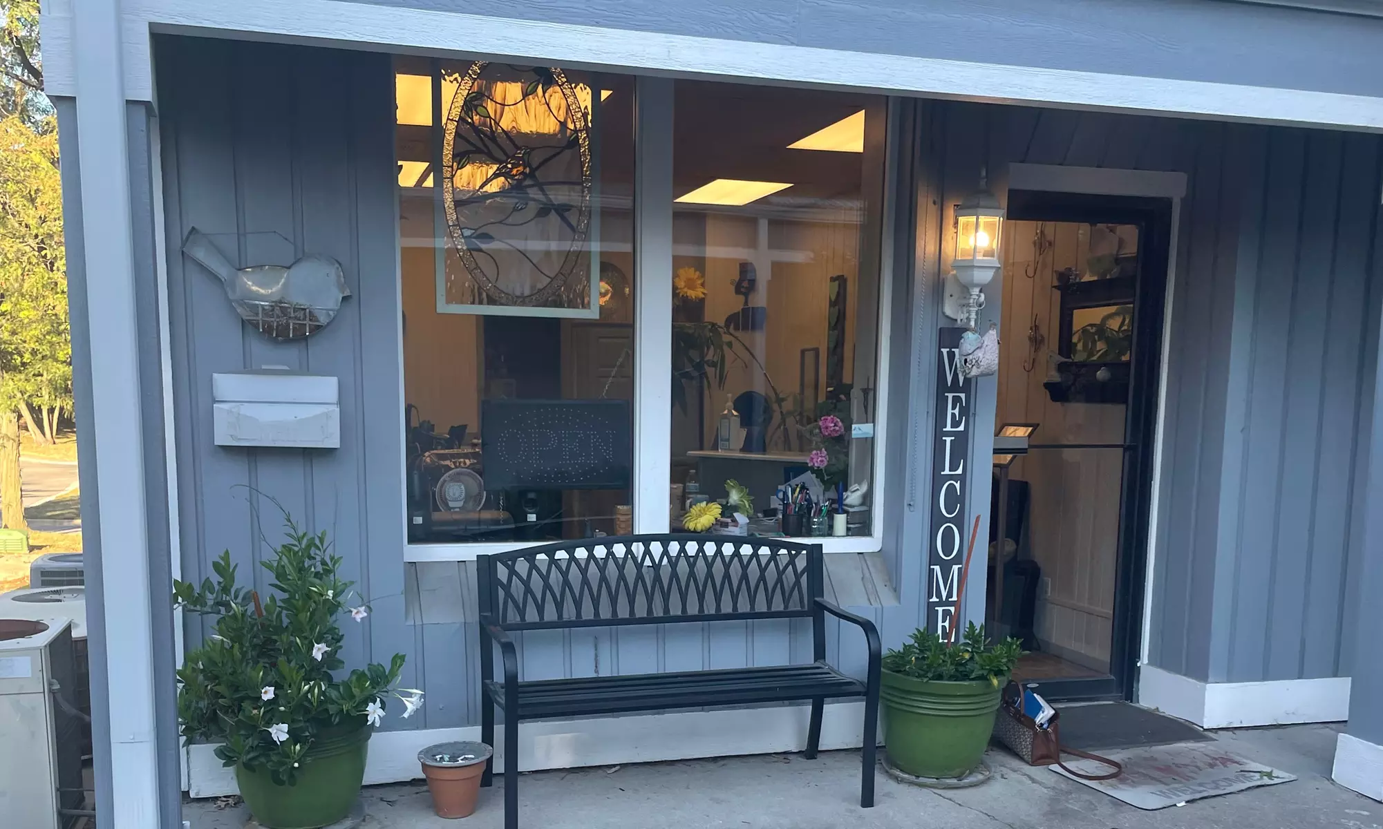 Up to 25% Off on Shampoo, Haircut, & Style at Robins Nest - Primary Image