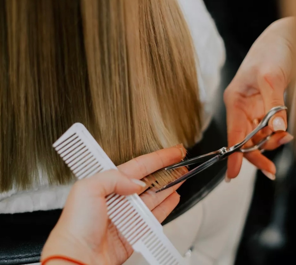 Refresh Your Look with a Blow Out and Root Touch Up