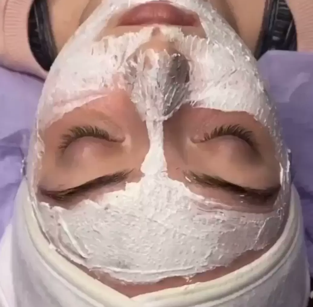 Up to 50% Off on Anti-Aging Facial at Emesty - Second Medium
