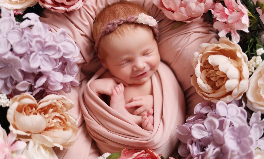 Image 5: Newborn Photoshoot With Free Print at Peekaboo  