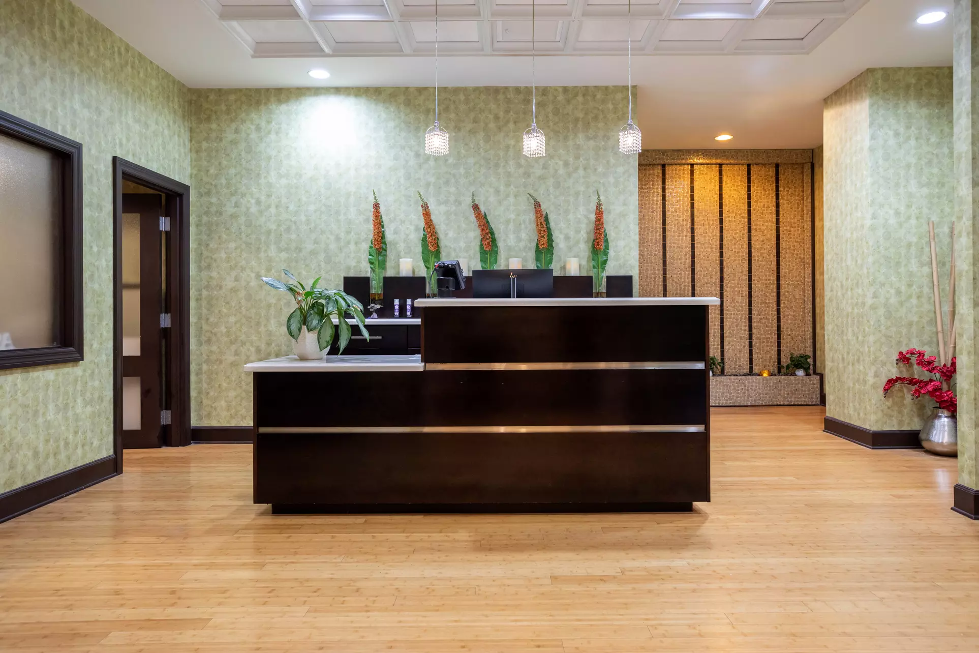 Relaxing Swedish Massage with Amenity Access