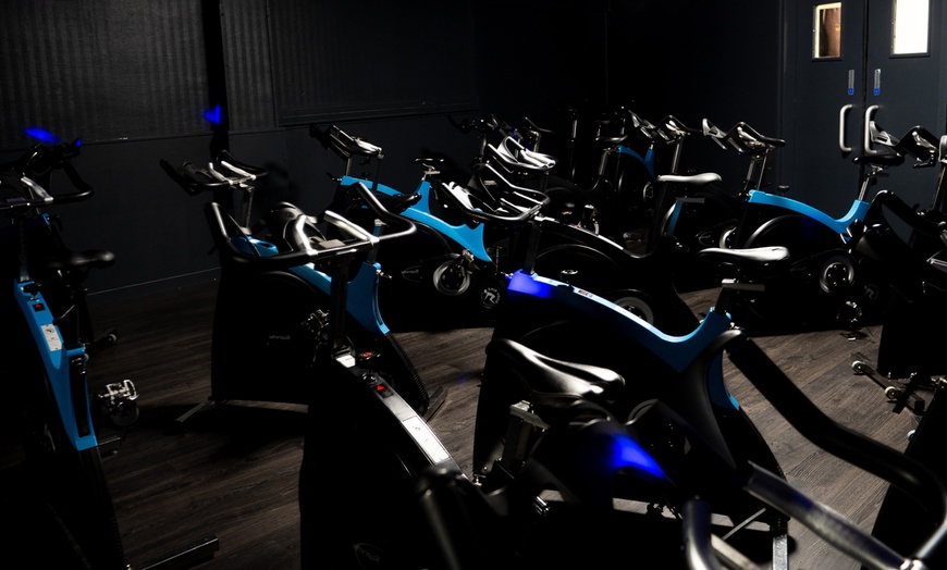 Image 3: Jusqu'à 50% de remise sur Salle de remise en forme chez CENTRAL FIT CHARENTON