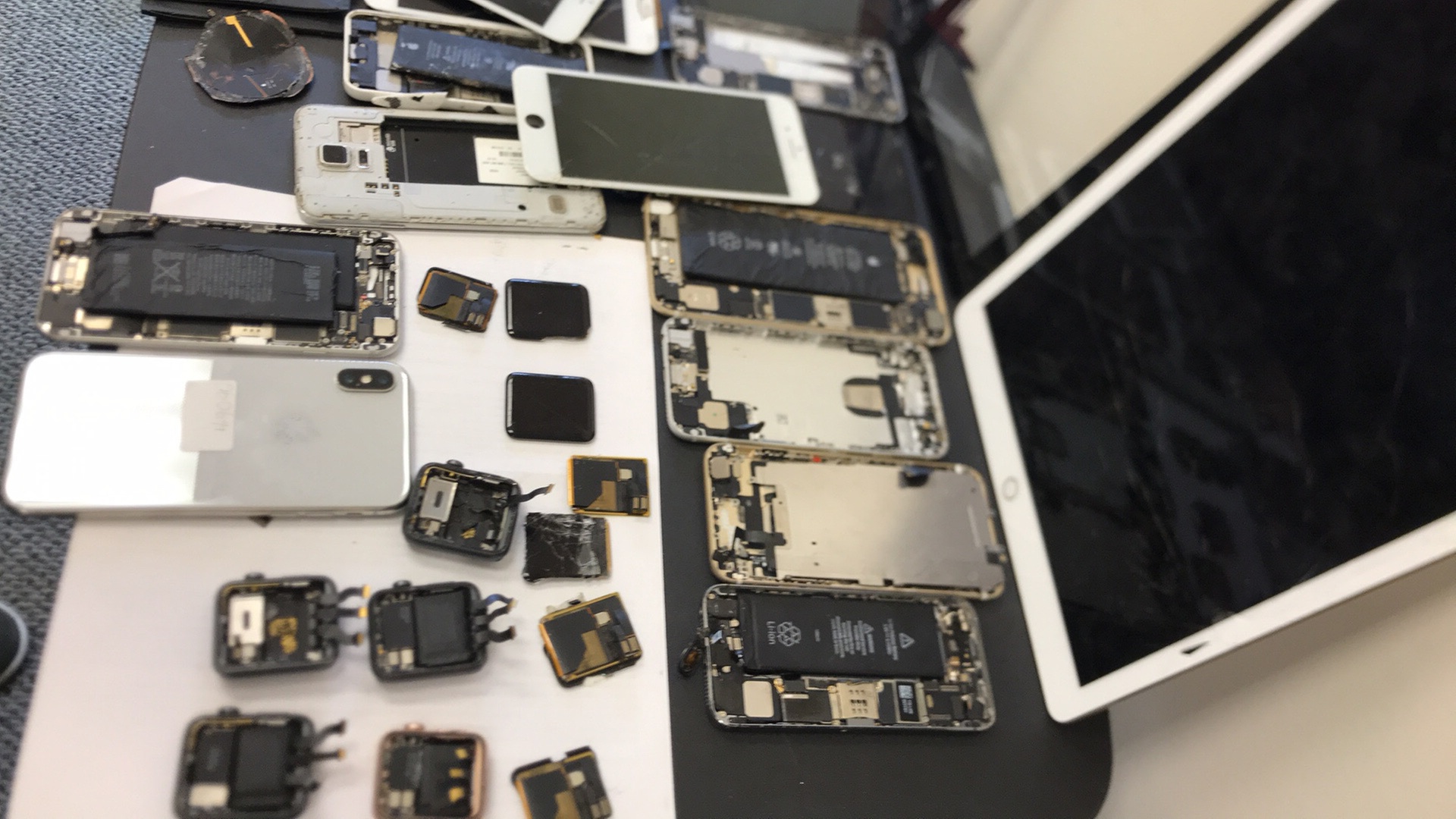 Up to 72% Off on Mobile Phone / Smartphone Repair at MAK repairs