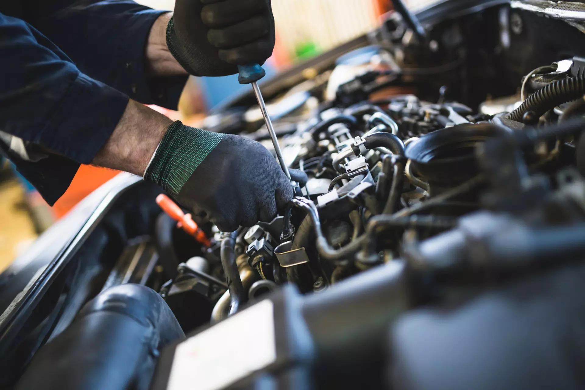 Up to 25% Off on Oil Change at MVR Auto Repair - Second Medium