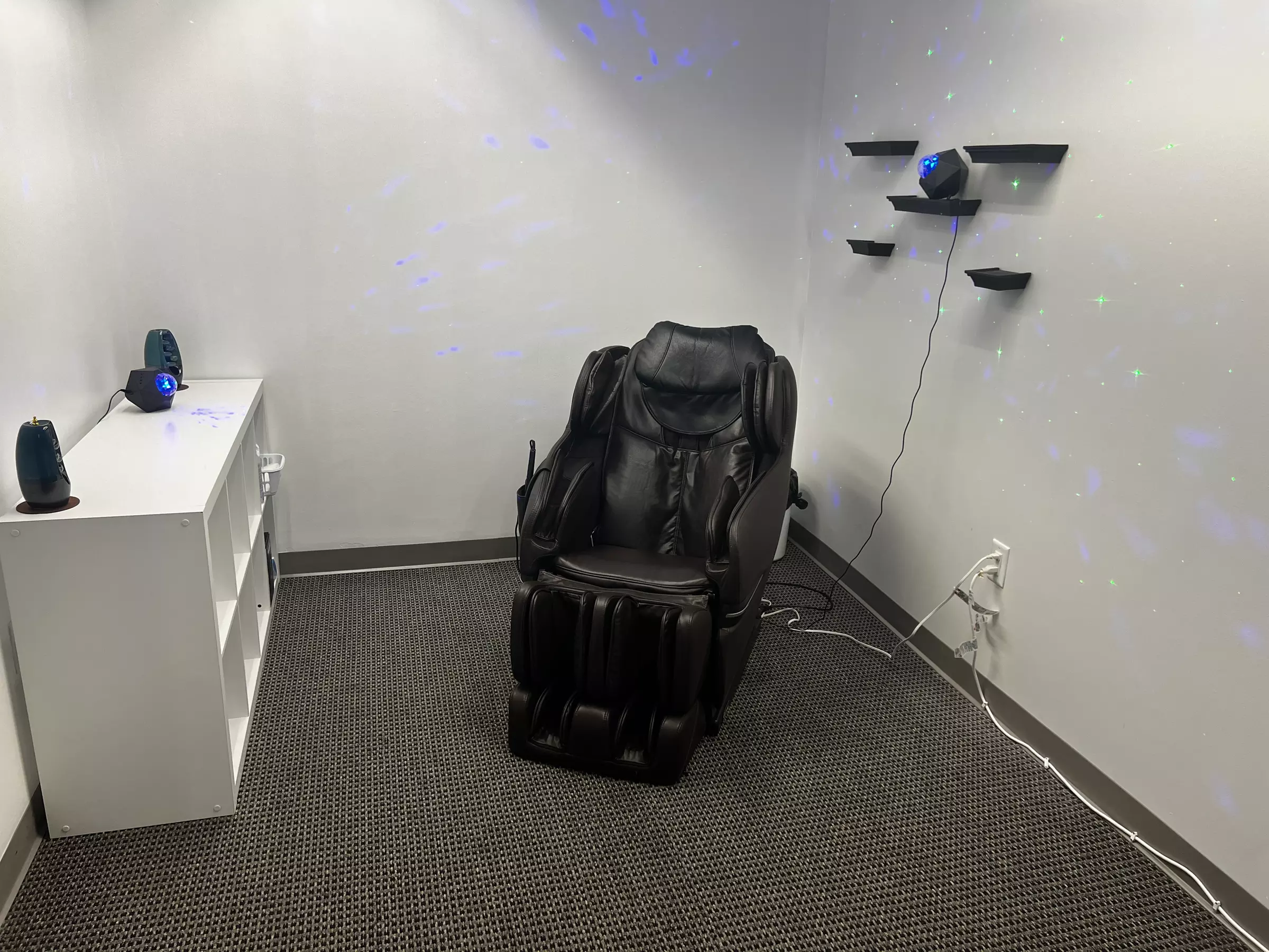 Relax with Chiroworks' 30-minute massage chair session, offering up to 50% off for a premium experience - Primary Image