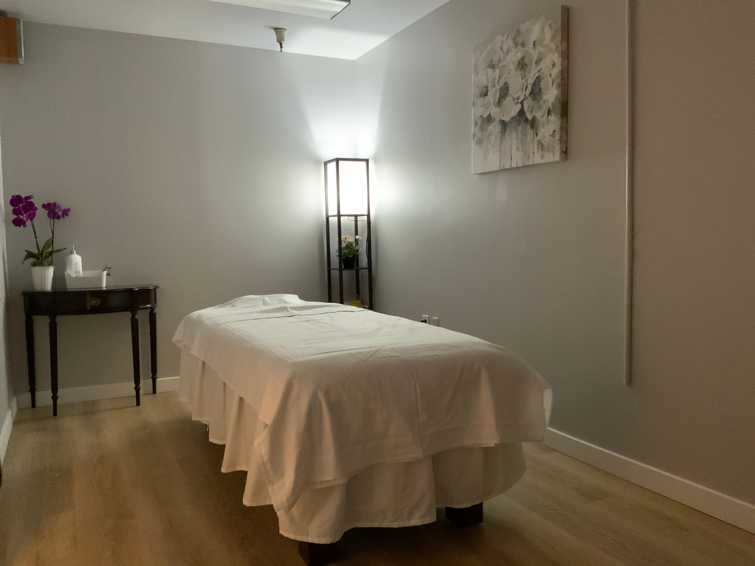 Up to 32% Off on Couples Massage at Summer wellness massage therapy