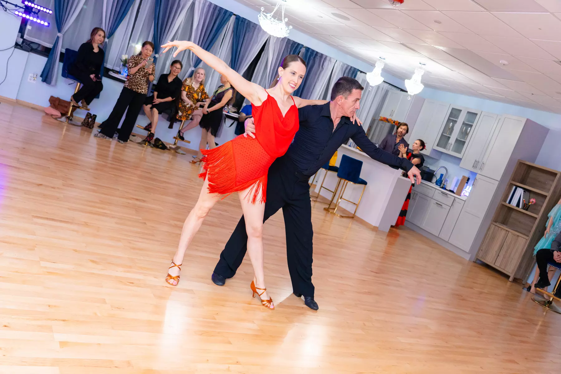 Private Dance Classes w/ Instructor at LatinCross Dance Studio
