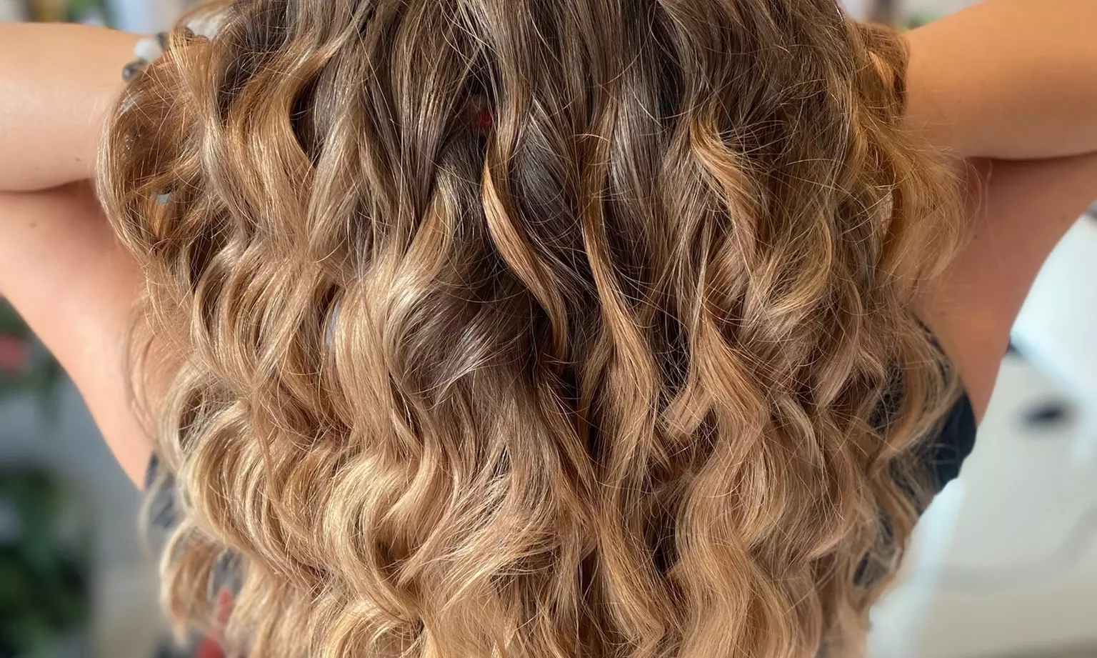 Up to 30% Off on Salon - Hair Color / Highlights - Roots at European Beauty Zone
