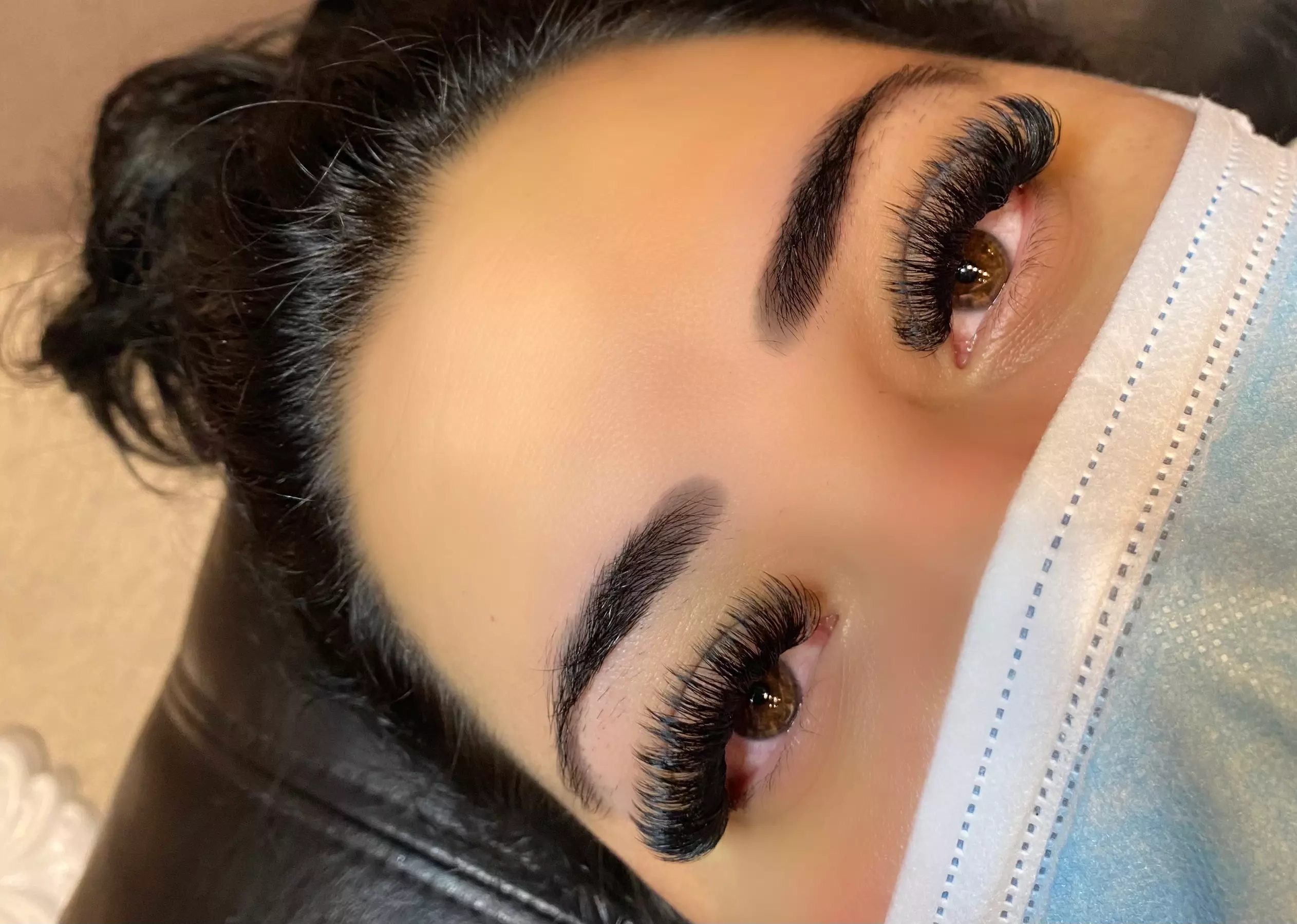 Transform Your Look with Stunning Eyelash Extensions
