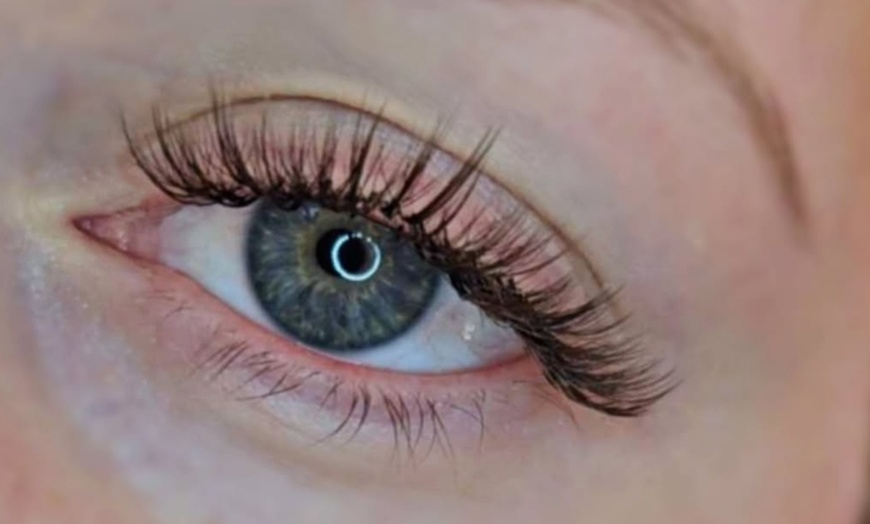 Image 2: Up to 68% Off on Eyelash Extensions at sun shine salon