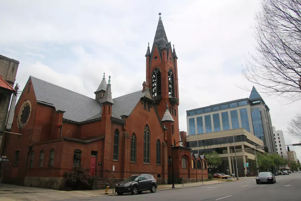 Haunted Birmingham Walking Tour with GPS Guidance