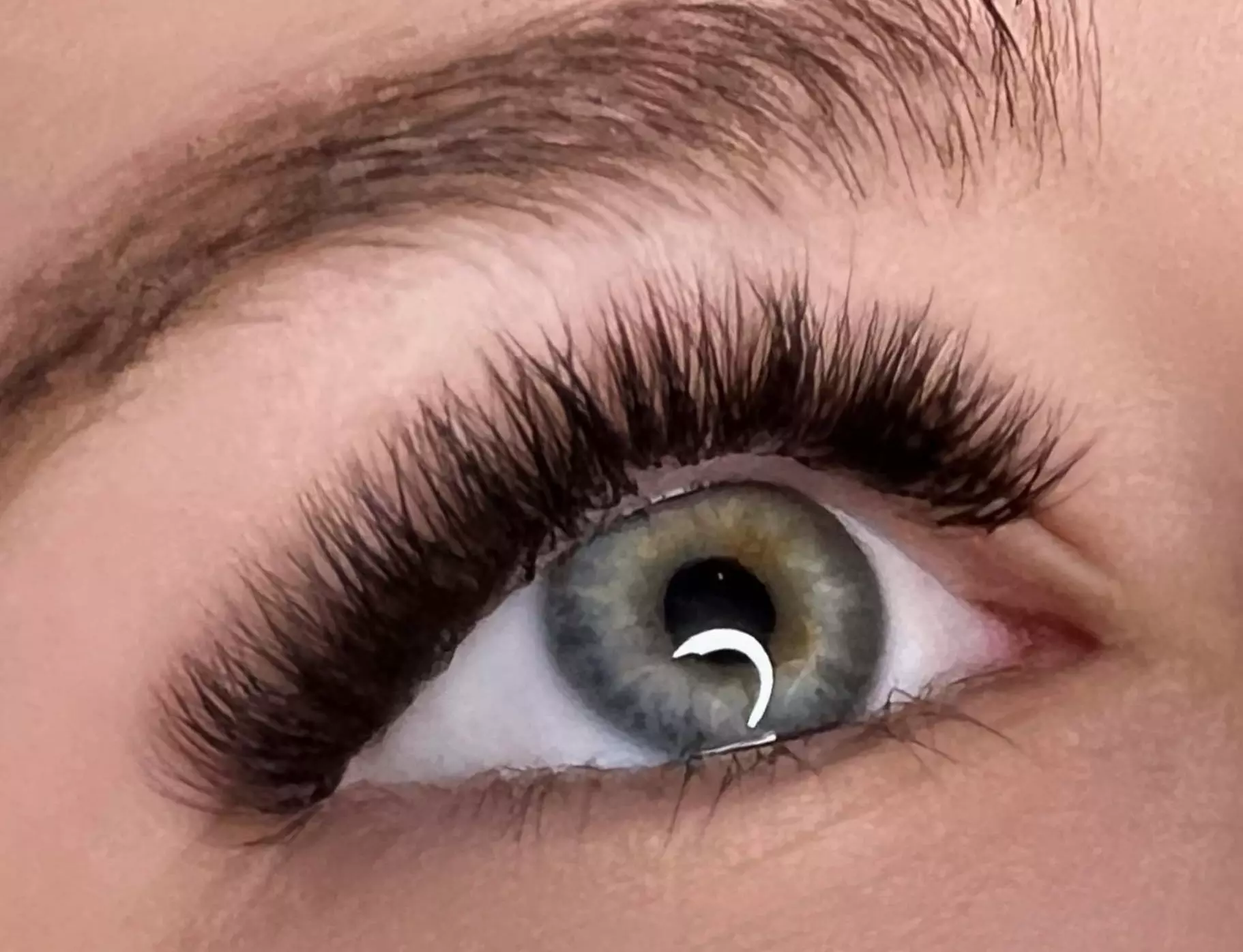 Wimpernverlängerungen von Schilling