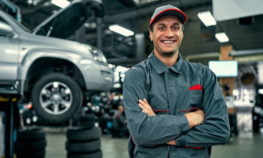 Image 10: Get a Regular Oil and Alignment with Brake Pads, Tire Check and More