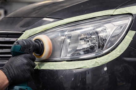 Rénovation 1 optique de phare - ThibAuto Nettoyage
