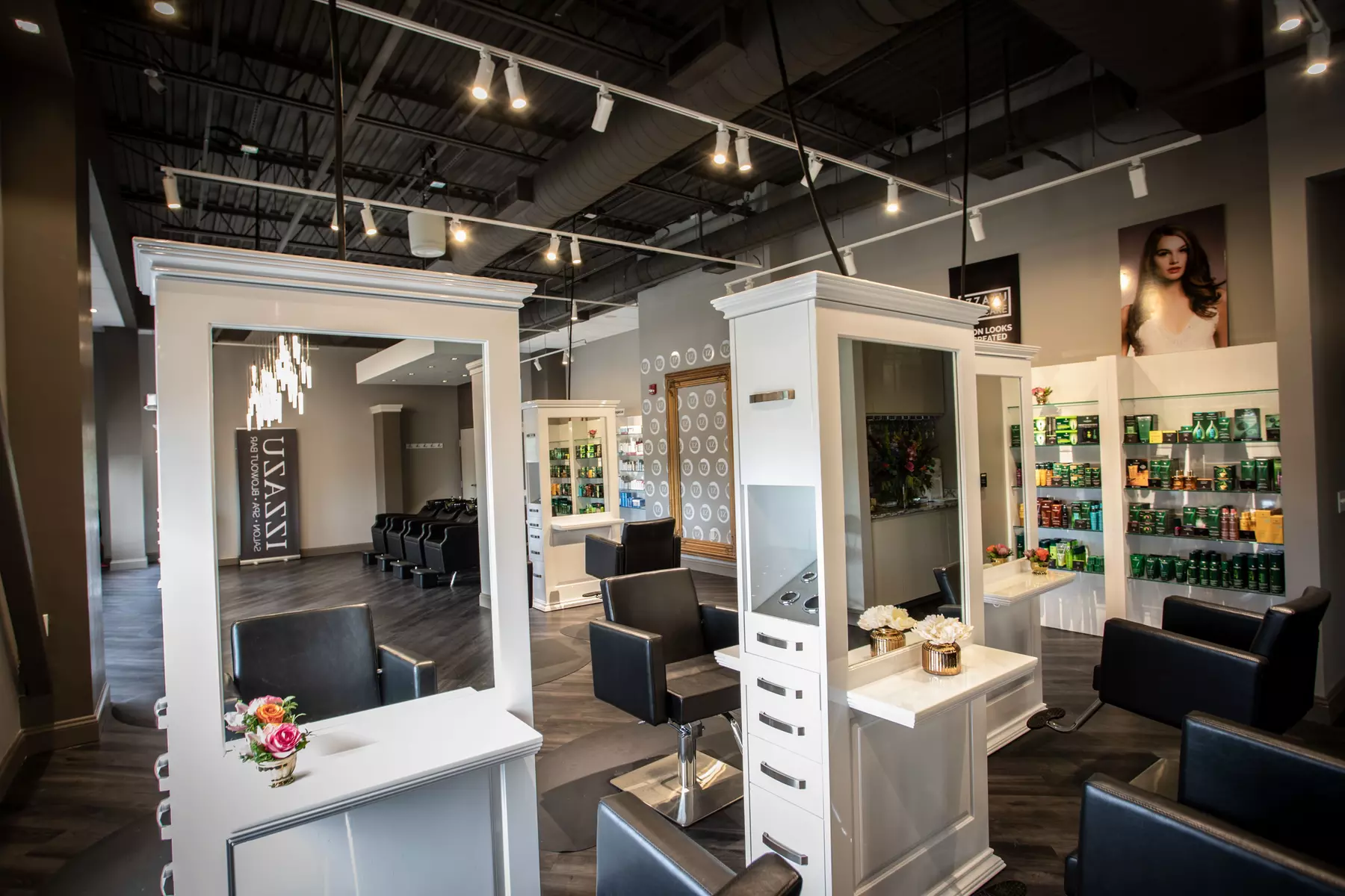 Transform Your Look with a Women's Haircut or Blowout