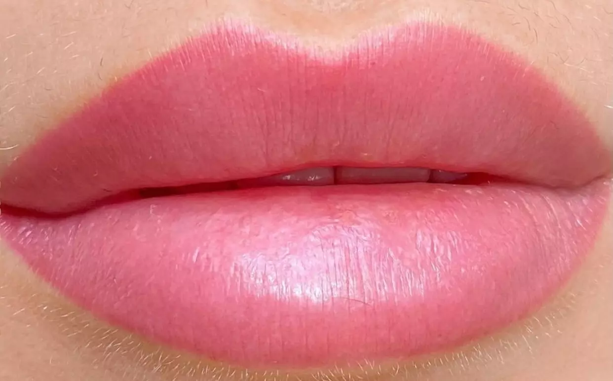 Experience Naraz Beauty Gallery's Permanent Makeup Options for Brows & Eyes with Up to 50% Off