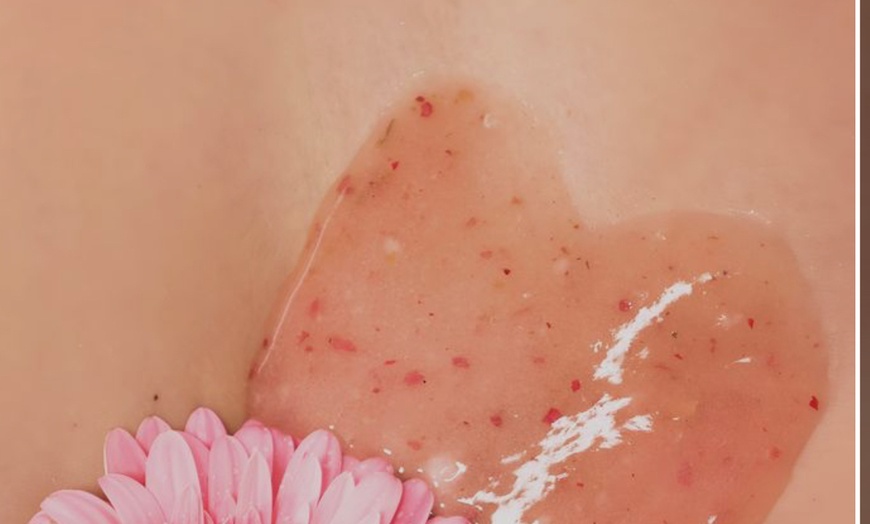Image 1: Experience a Vajacial with Brazilian Wax Purchase