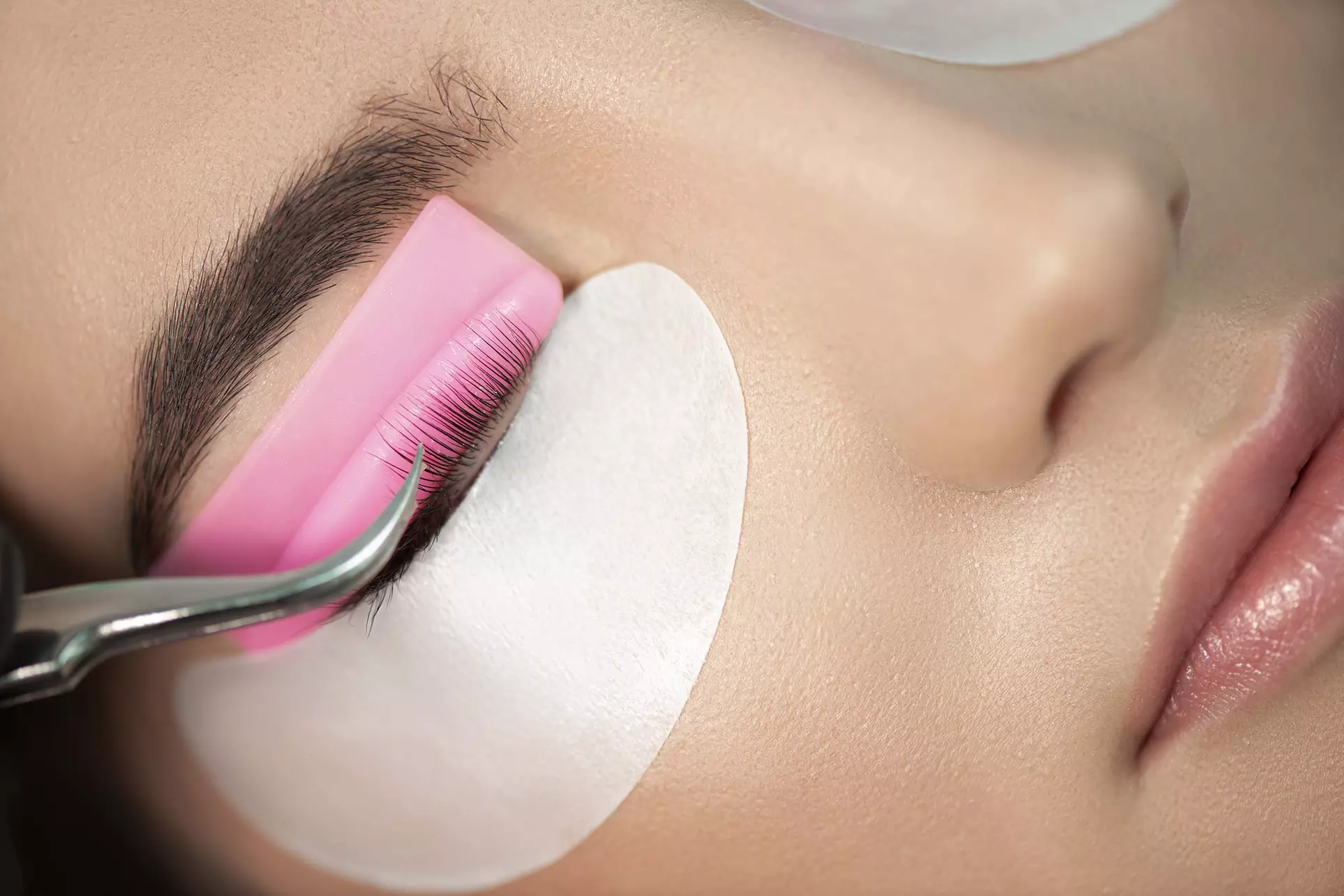 Revitalize Your Look with Eyelash Lift and Tint Services