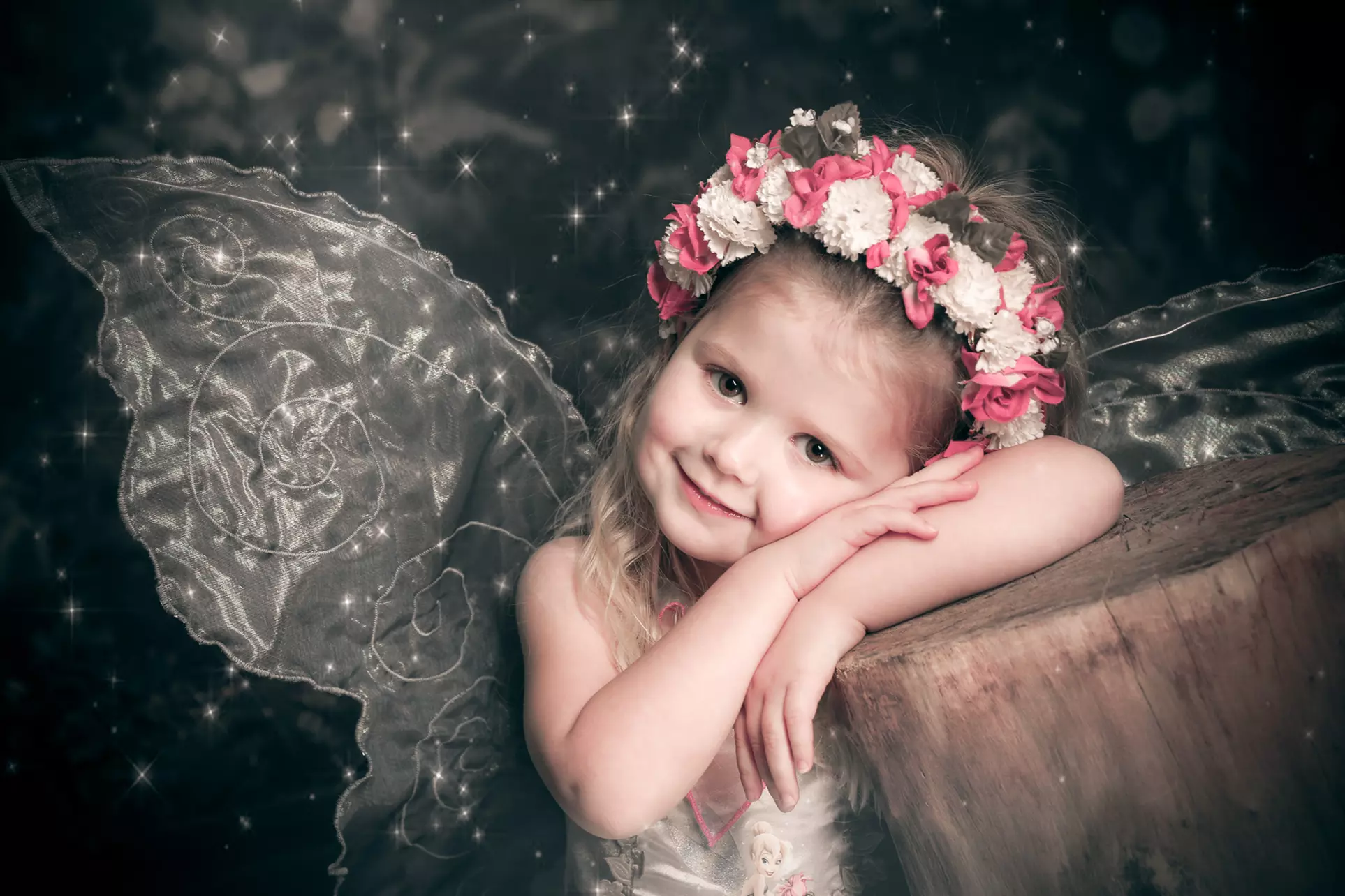 Children's Enchanted Fairy or Elf Photoshoot with Free Print