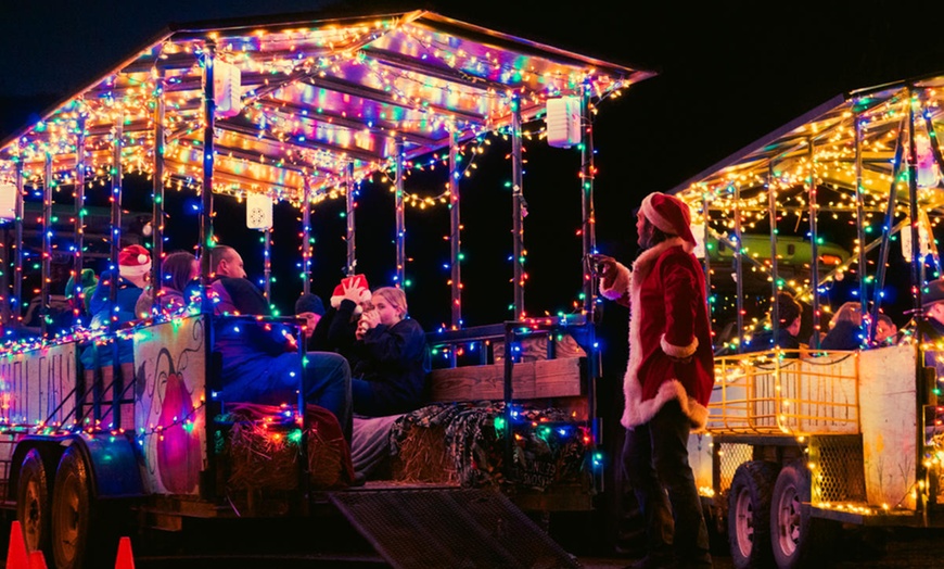 Image 1: 45 Mins Houston Christmas Lights Tour Hayride