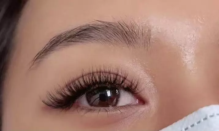Get Stunning Lash Extensions for a Dramatic Look
