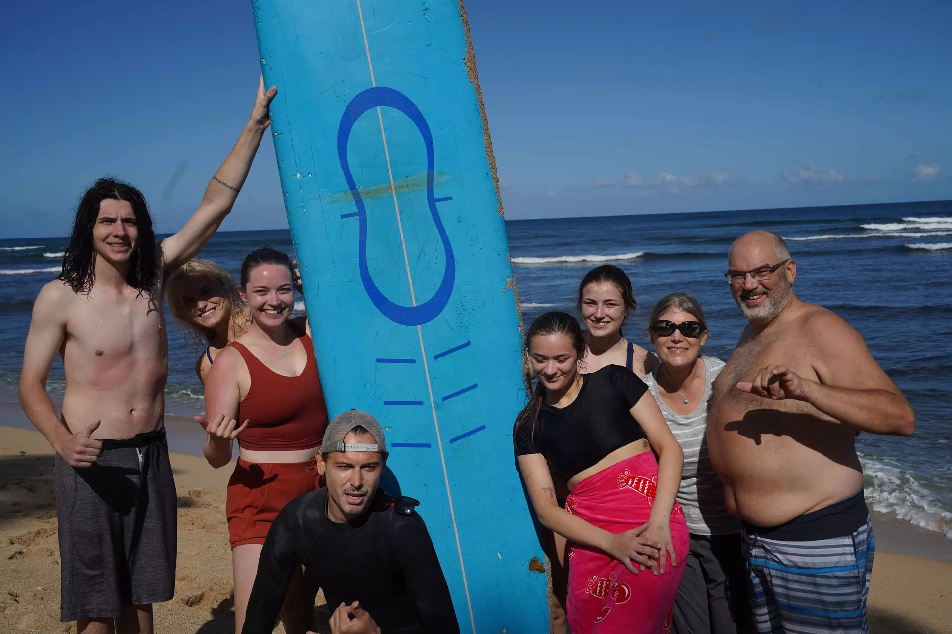 Catch Waves with a 1.5 or 2 Hour Surfing Experience