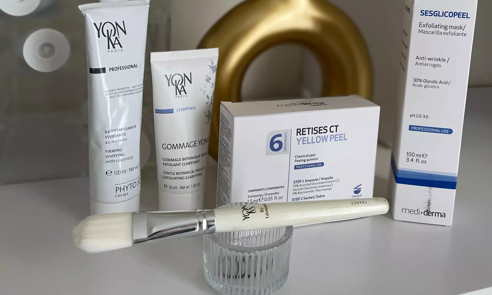 Facial Choice in Spa: Acne Deep-Cleansing Facial Experience