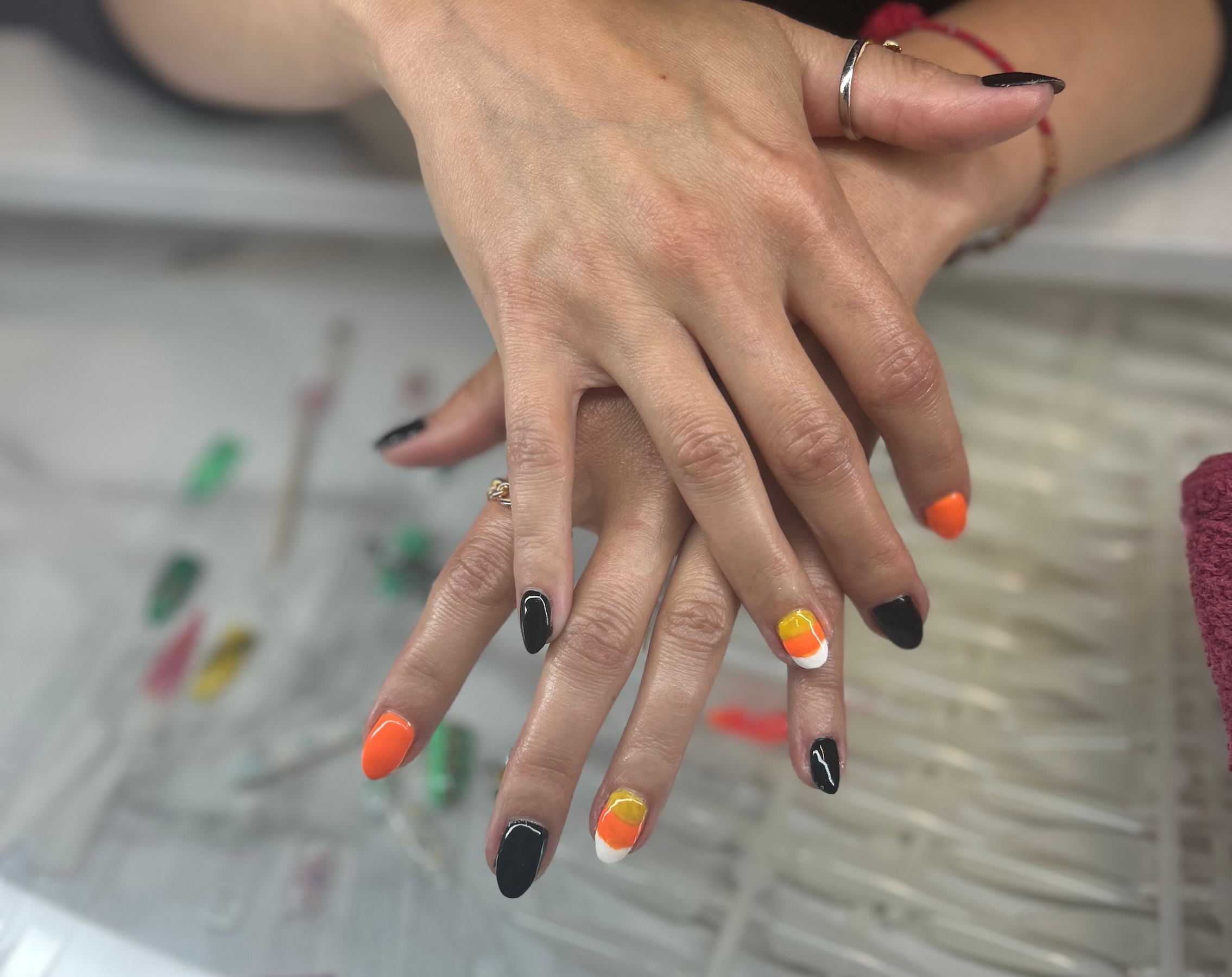 Up to 37% Off on Nail Salon - Mani-Pedi at Summer's Kiss Nail Salon