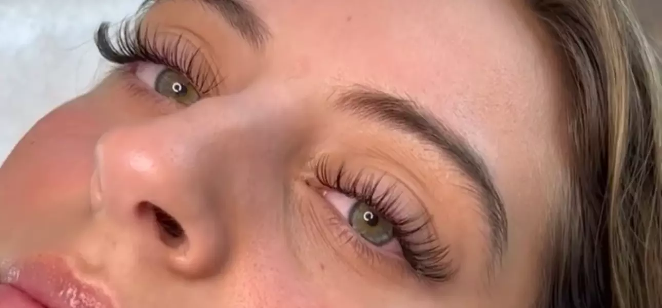 Up to 40% Off on Eyelash Extensions at The Babe Bar - Primary Image