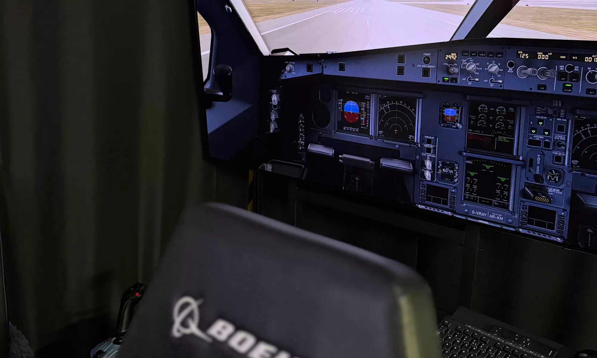 Immersive Gaming and Flight Simulator Experiences