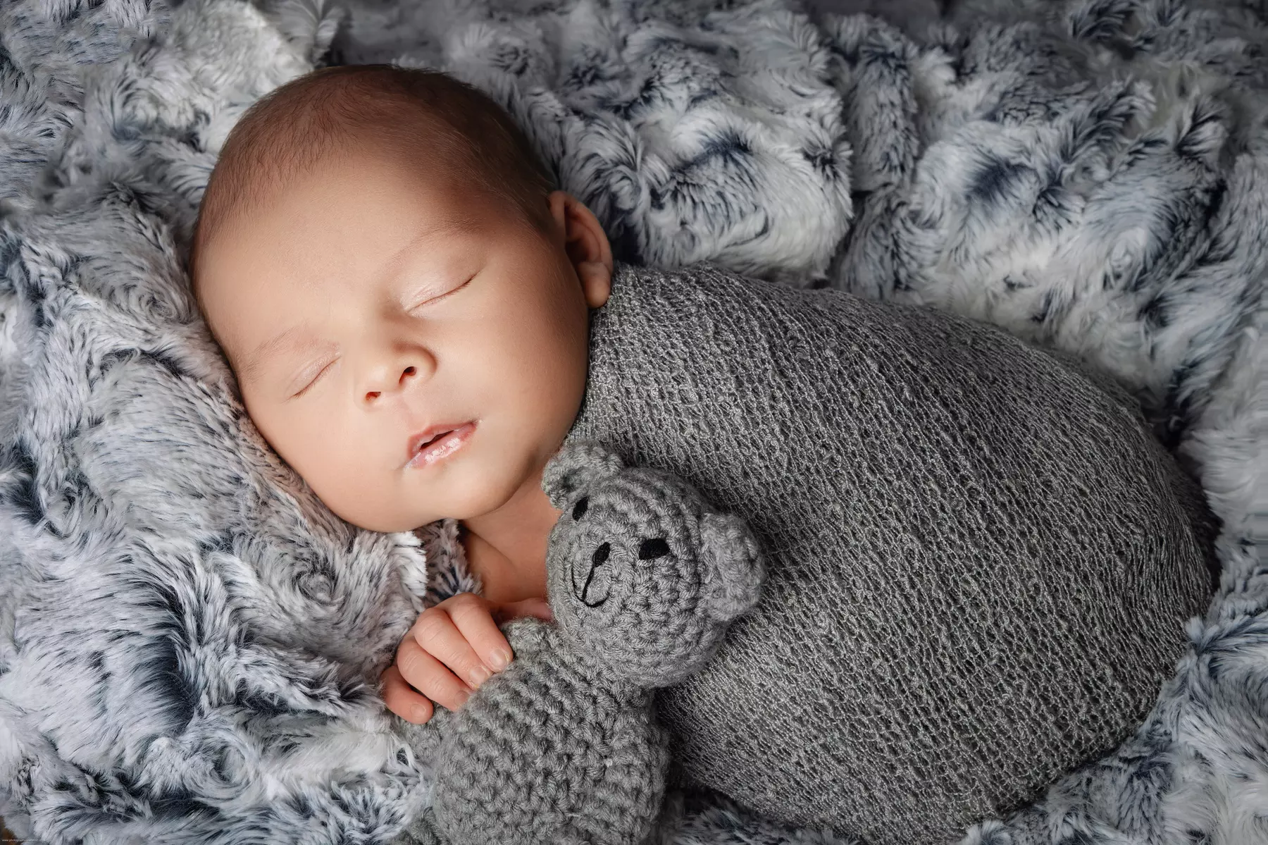 Newborn Photoshoot With Prints