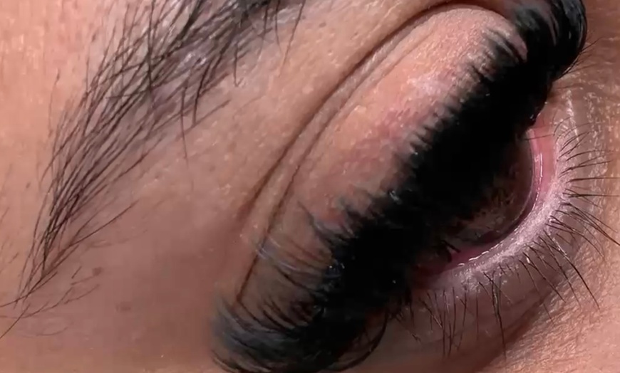Image 5: Up to 36% Off on Eyelash Extensions at Rose Beauty Lounge