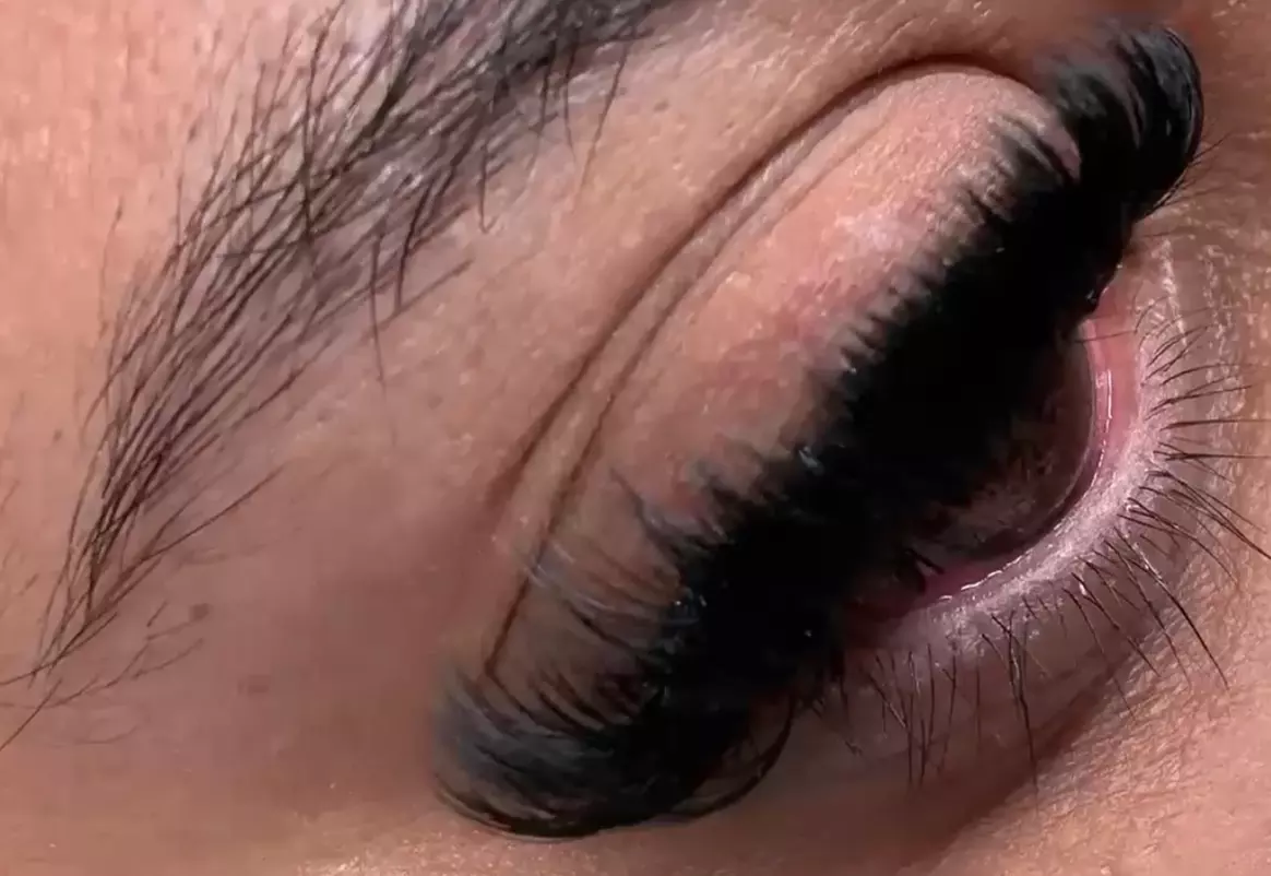 Up to 46% Off on Eyelash Extensions at Rose Beauty Lounge