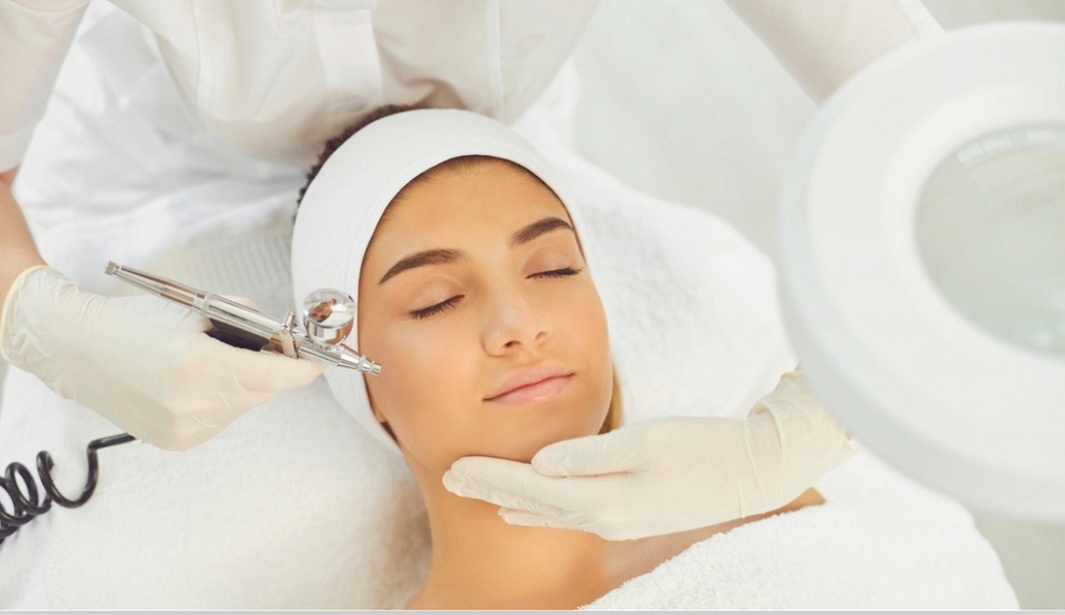 Experience Smoother Skin with an Acne Facial Package