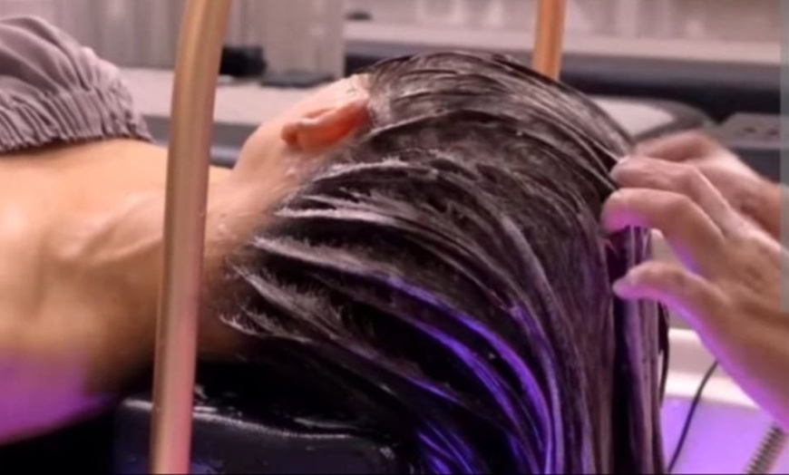 Image 2: Head Spa Scalp Treatment with Head, Neck, & Shoulder Massage w/ Facial