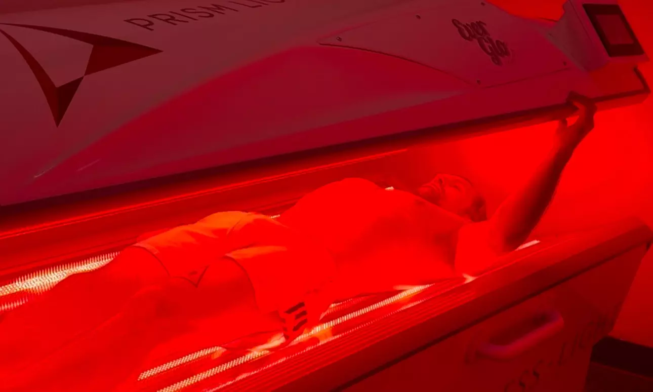 Experience Infrared Therapy with Customizable Sessions