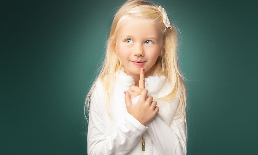 Image 1: Shooting photo coloré en studio pour enfants
