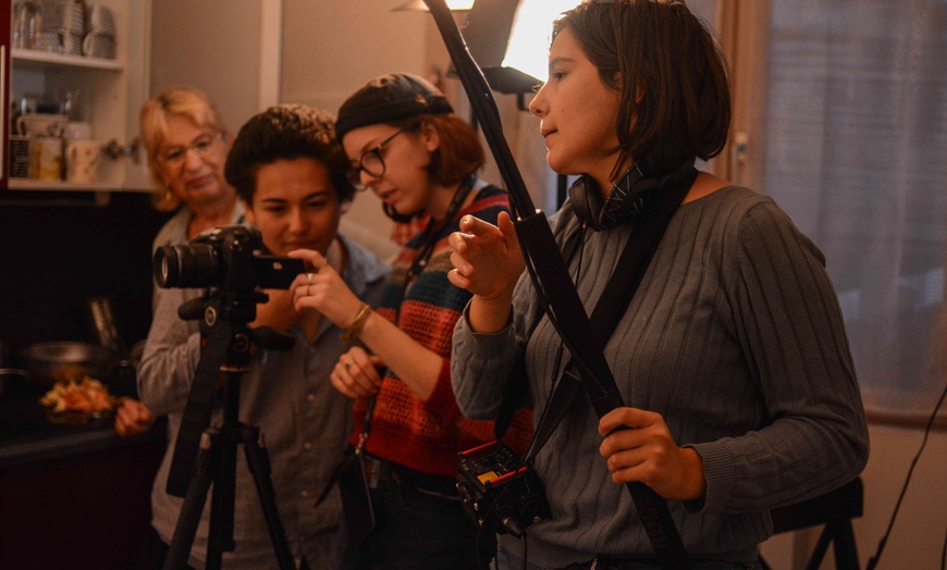 Image 1: Cours de photographie à Lyon avec Regardons-Nous Cinematic