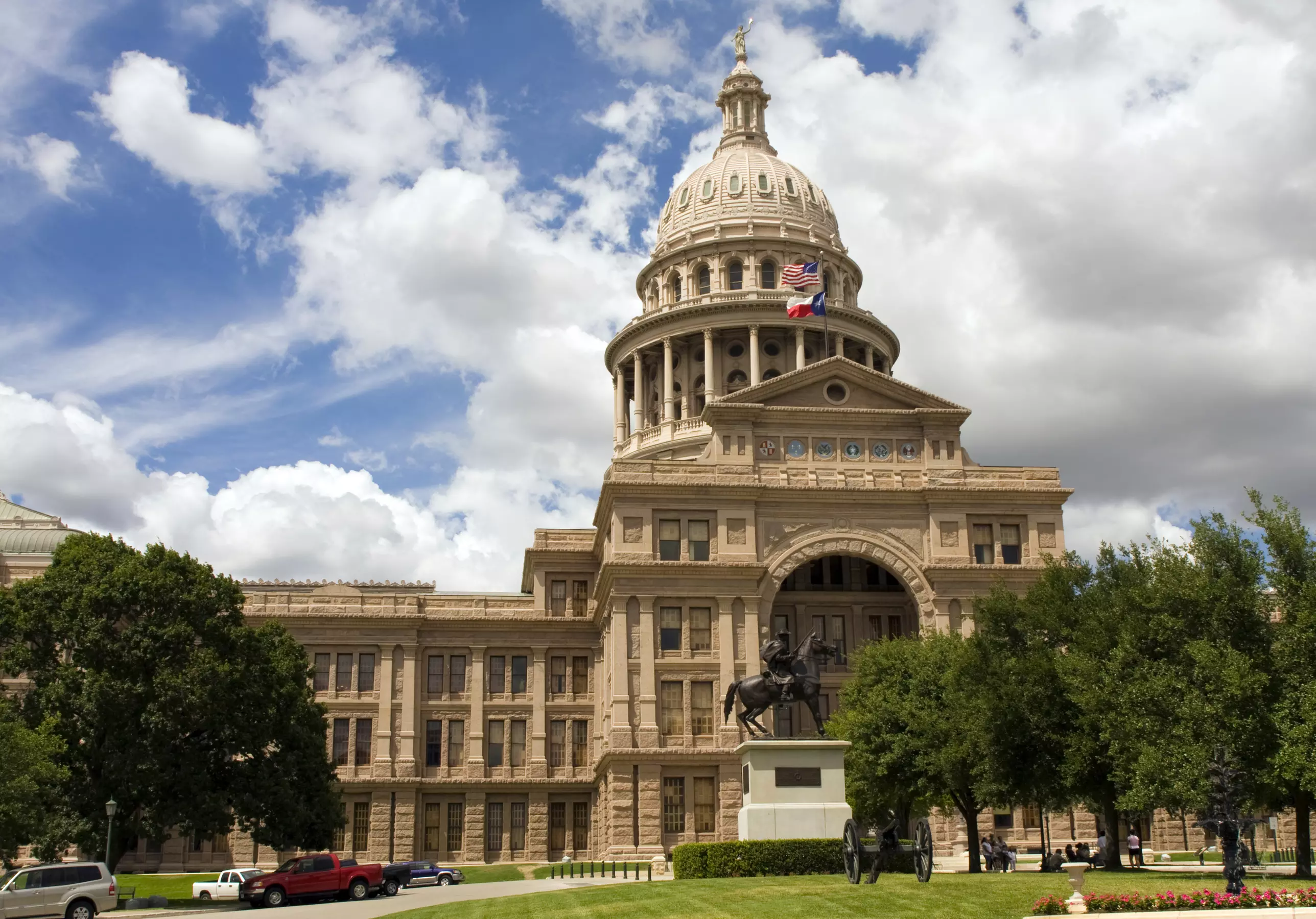 Up to 38% Off on Bus Tour at Texas Winos