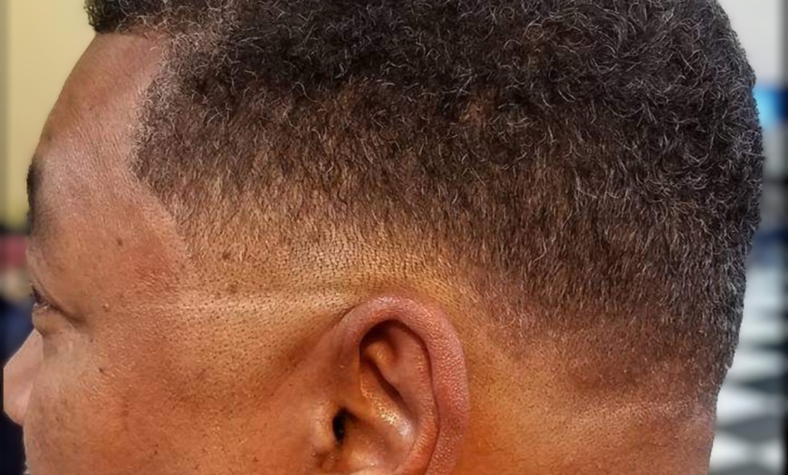 Image 4: Fresh Cuts for Kids & Men